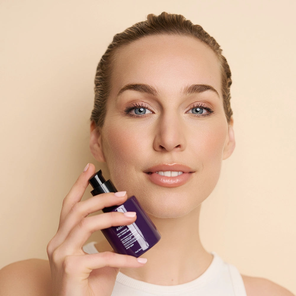 Sérum anti-âge Ageluxe – Vitamine C, niacinamide et biopeptides pour une peau ferme et éclatante 